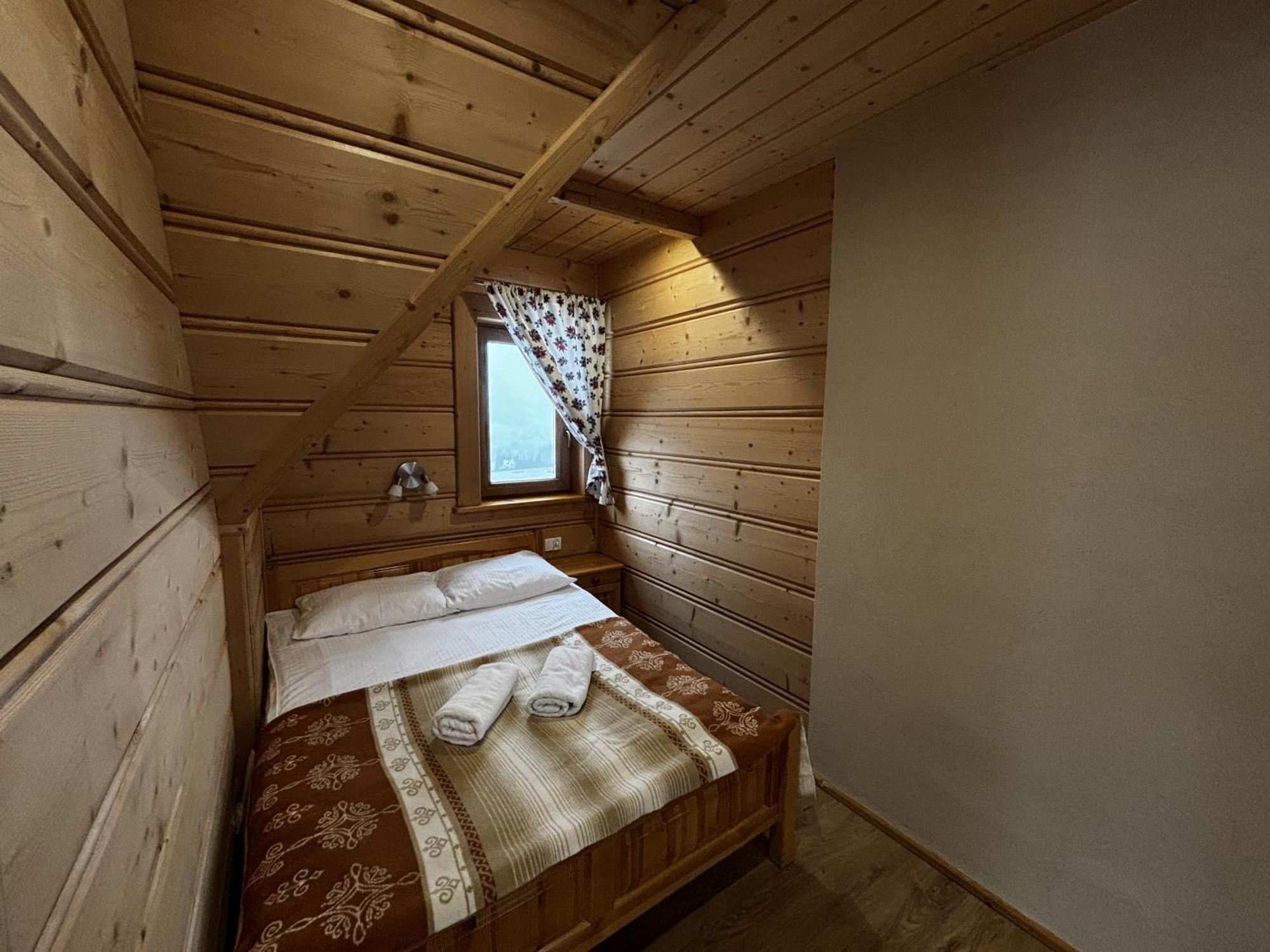 Witowianskie Domki Z Kominkiem, Jacuzzi I Sauna Dzianisz المظهر الخارجي الصورة